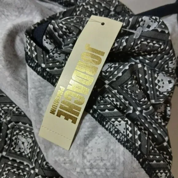 Jordache Jewel of the Nile Geometric Print Black Gray Sleeveless Blouse Medium - Picture 10 of 10